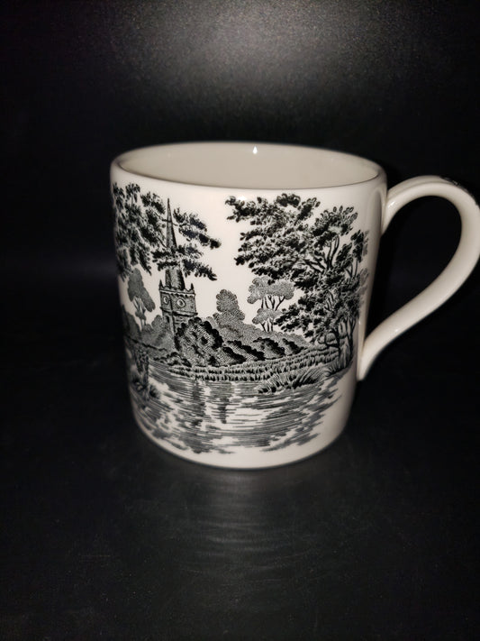 Vintage Wedgwood Queen's Ware Holy Trinity Church Stratford-on-Avon Mug